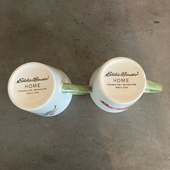 Eddie Bauer Home Snowman Sledding Truck Santa Tree Holiday Christmas Mug Cup - Picture 3 of 4